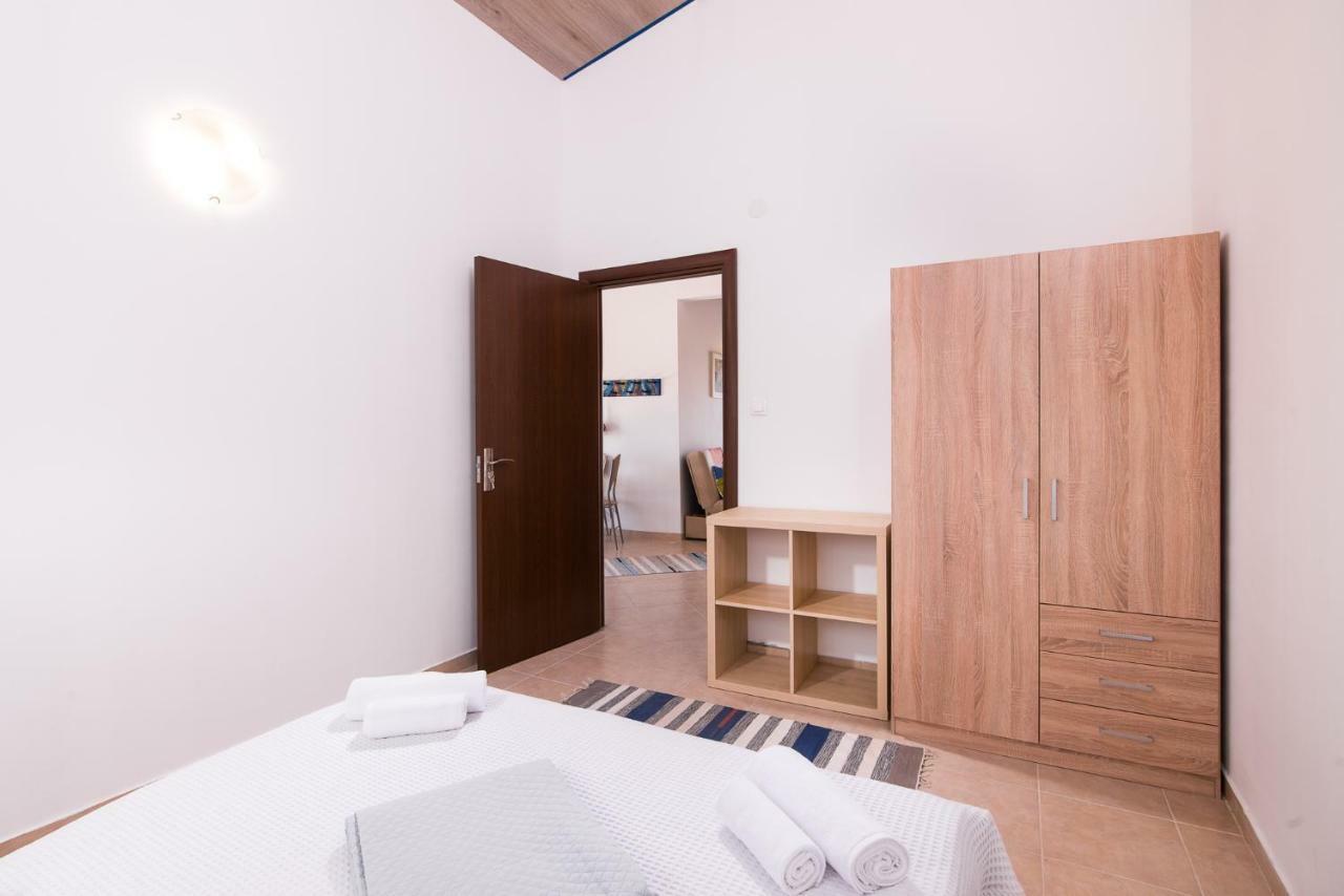 Blue Breeze Aparthotel Órmos Prínou Exteriör bild