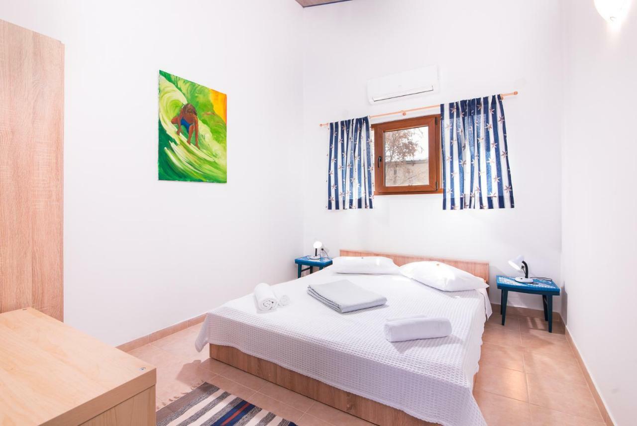 Blue Breeze Aparthotel Órmos Prínou Exteriör bild