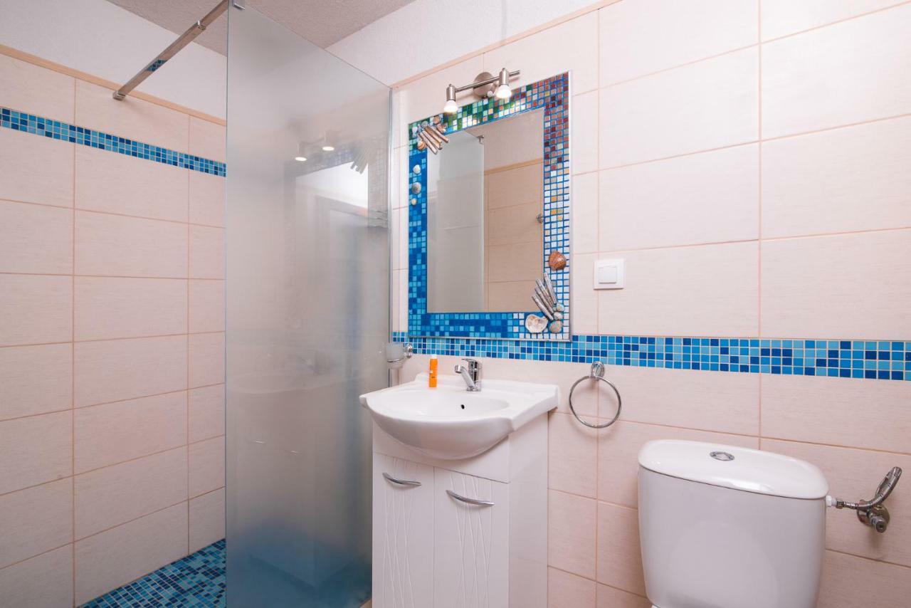 Blue Breeze Aparthotel Órmos Prínou Exteriör bild